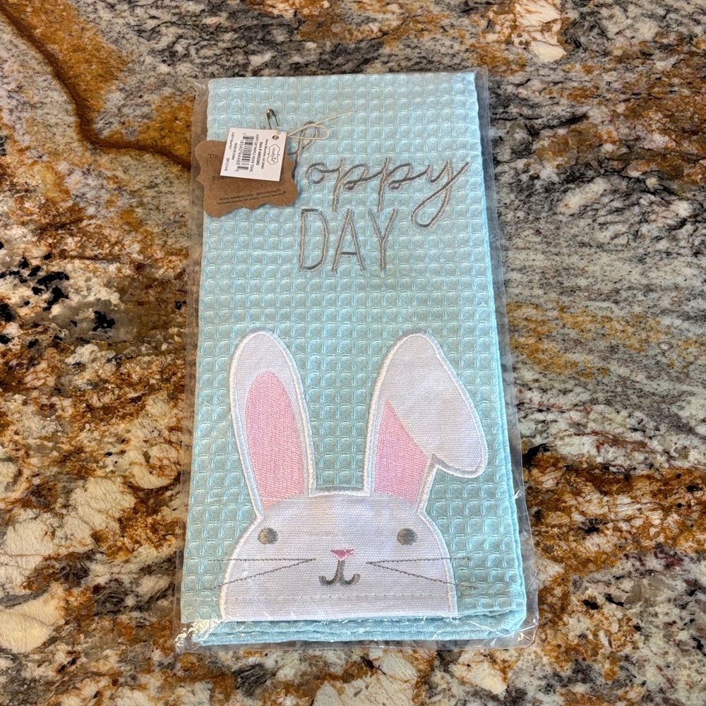 Mud Pie  “Hoppy Easter” Bunny Kitchen Towel NWT